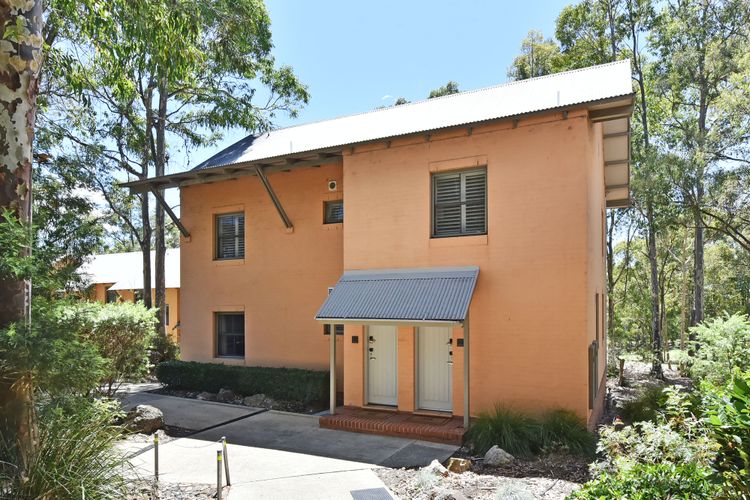 Villa 2br Pinot Grigio Villa located within Cypress Lakes Resort