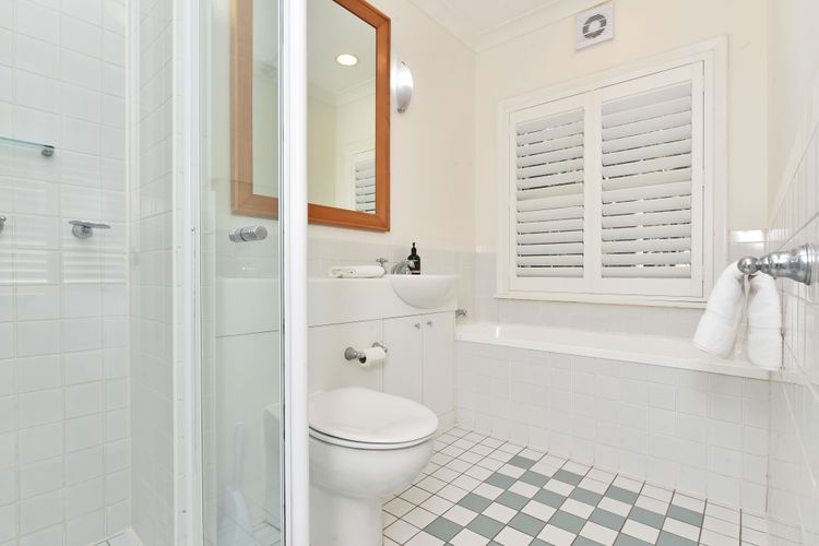 Villa 2br Pinot Grigio Villa located within Cypress Lakes Resort