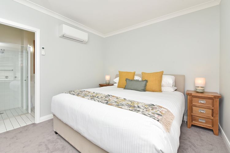 Villa 2br Pinot Grigio Villa located within Cypress Lakes Resort