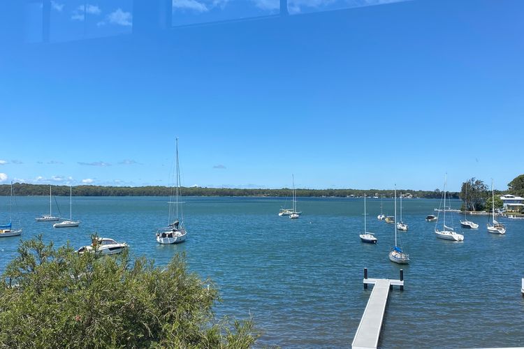 Sunshine Shores Absolute Waterfront