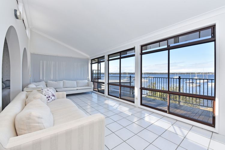 Sunshine Shores Absolute Waterfront