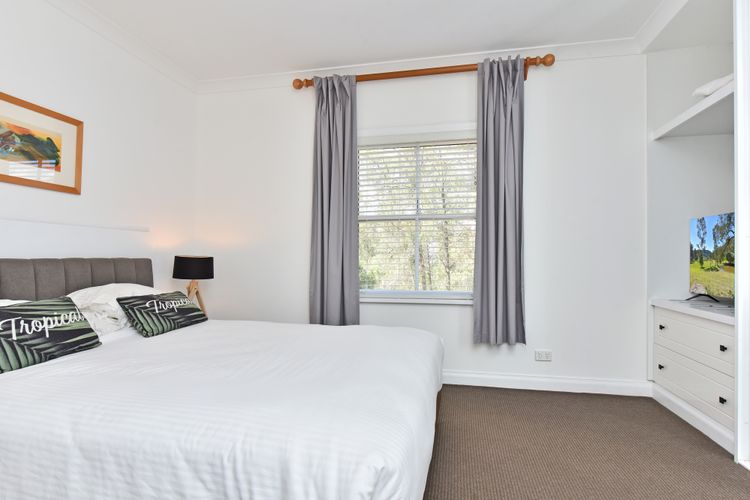 Villa 2br Dolcetto Villa located within Cypress Lakes Resort