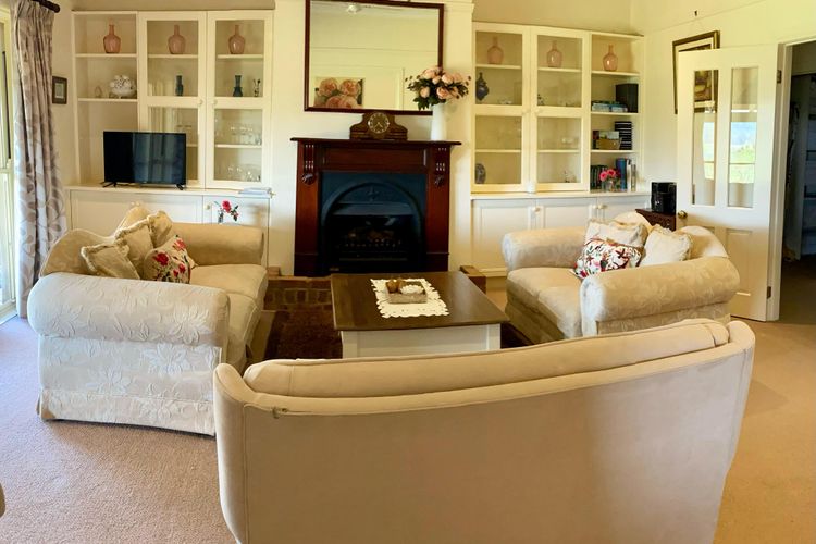 Bluebush Estate Retreat