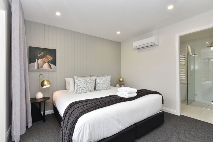 Premium Villa 2br Malvasia at Cypress Lakes – Modernised Comfort