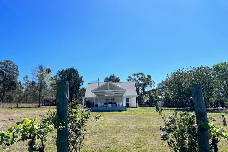 Bracken Ridge Vineyard – The Stables – Villa 1