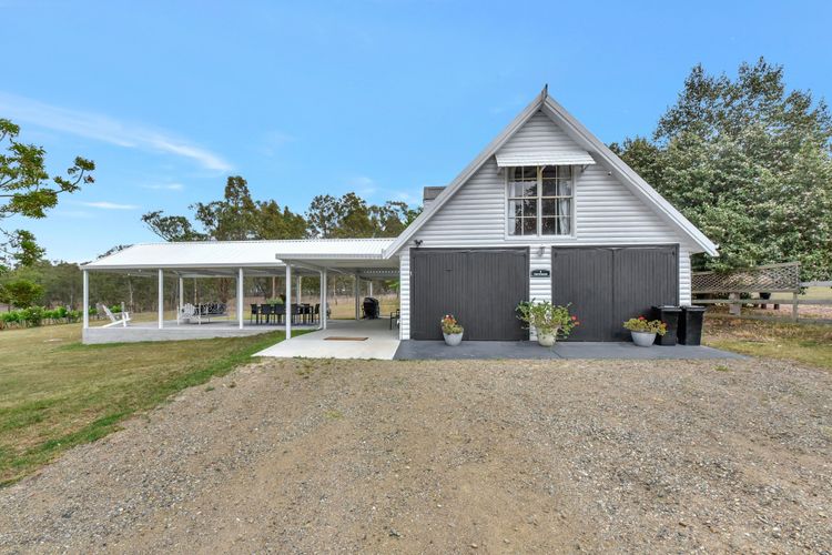 Bracken Ridge Vineyard – The Stables – Villa 1