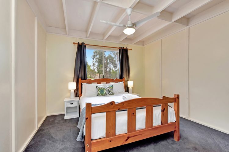 Bracken Ridge Vineyard – The Kingston – Villa 3