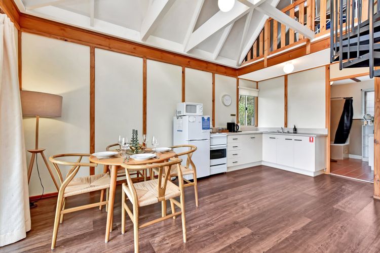 Bracken Ridge Vineyard – The Chetwynd – Villa 4