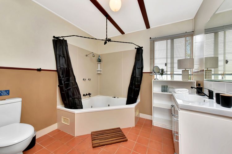 Bracken Ridge Vineyard – The Chetwynd – Villa 4