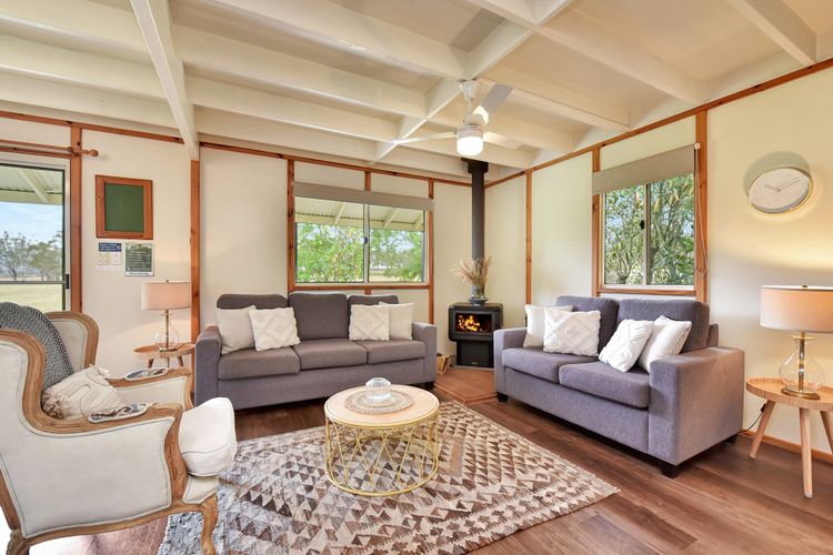 Bracken Ridge Vineyard – The Entire Estate