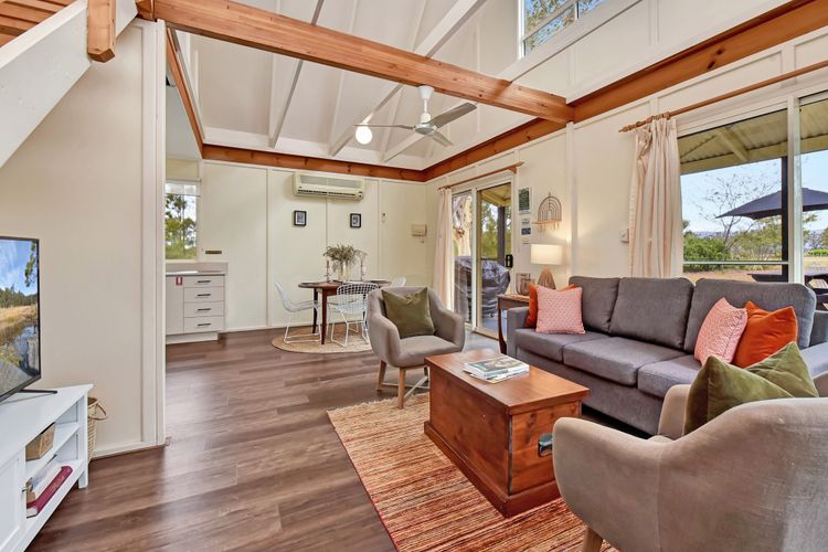 Bracken Ridge Vineyard – The Entire Estate