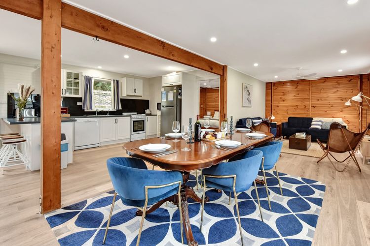 Bracken Ridge Vineyard – The Entire Estate