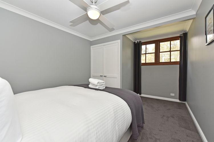 Kitchener Country Estate with Pool Hot Tub on private acres that sleeps up to 18