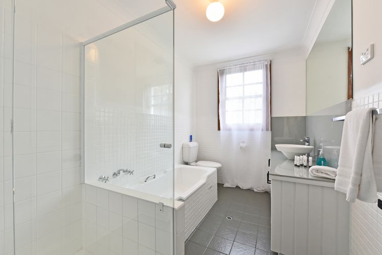 Kitchener Country Estate with Pool Hot Tub on private acres that sleeps up to 18