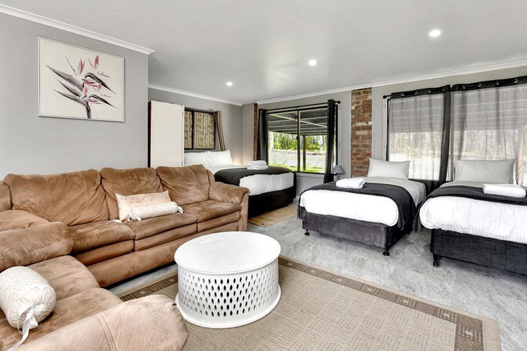 Kitchener Country Estate with Pool Hot Tub on private acres that sleeps up to 18