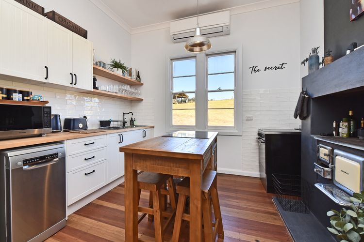 Luxury Kitchen with all the cooking essentials 