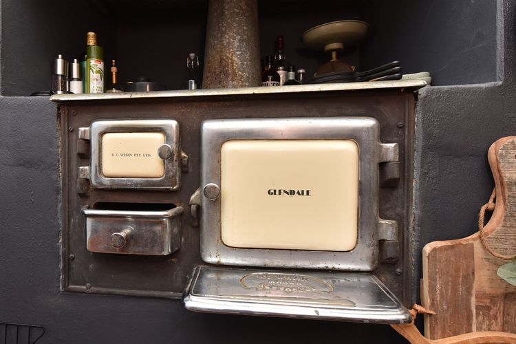 OMG! Perfect location close to Vineyards