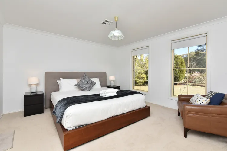 Home Among the Gum Trees – Lovedale. Central to wineries and wedding venues