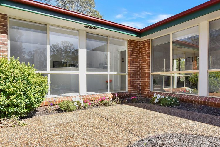 Home Among the Gum Trees – Lovedale. Central to wineries and wedding venues