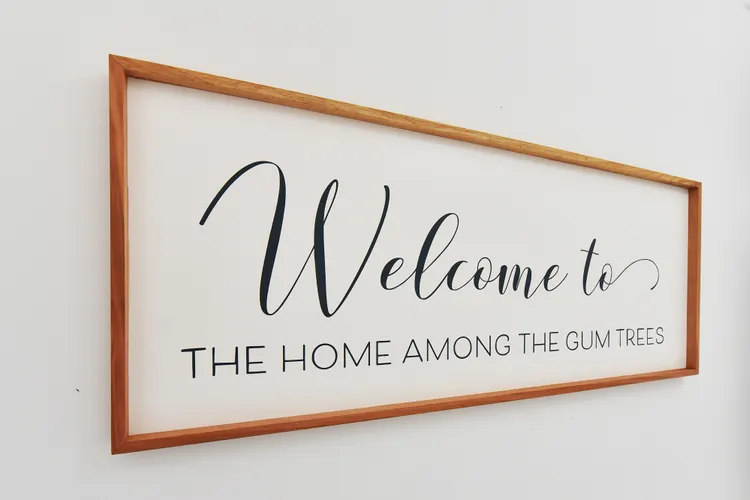 Home Among the Gum Trees – Lovedale. Central to wineries and wedding venues