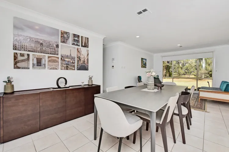 Home Among the Gum Trees – Lovedale. Central to wineries and wedding venues