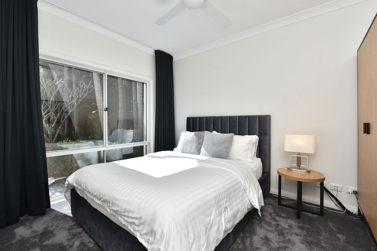 Lake Palm Resort Luxury Retreat absolute Waterfront on 3 acres at Lake Macquarie.