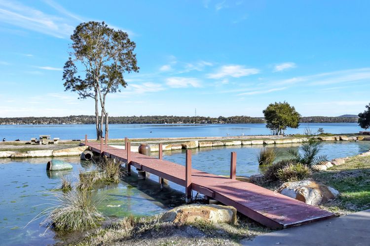 Lake Palm Resort Luxury Retreat absolute Waterfront on 3 acres at Lake Macquarie.
