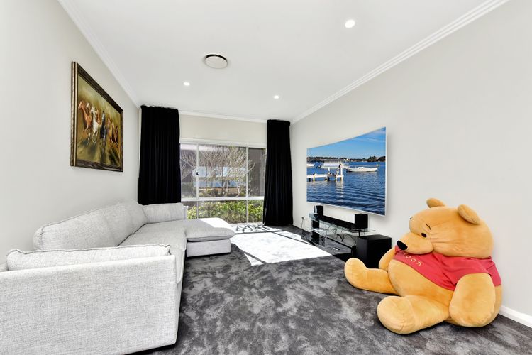Lake Palm Resort Luxury Retreat absolute Waterfront on 3 acres at Lake Macquarie.