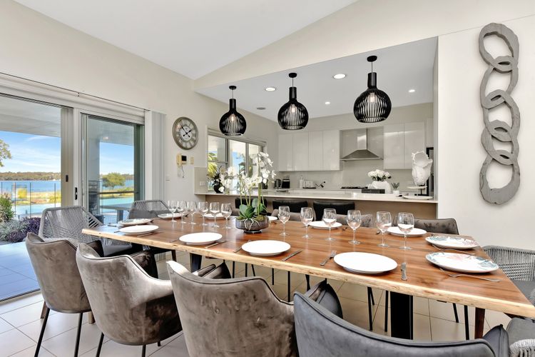 Lake Palm Resort Luxury Retreat absolute Waterfront on 3 acres at Lake Macquarie.