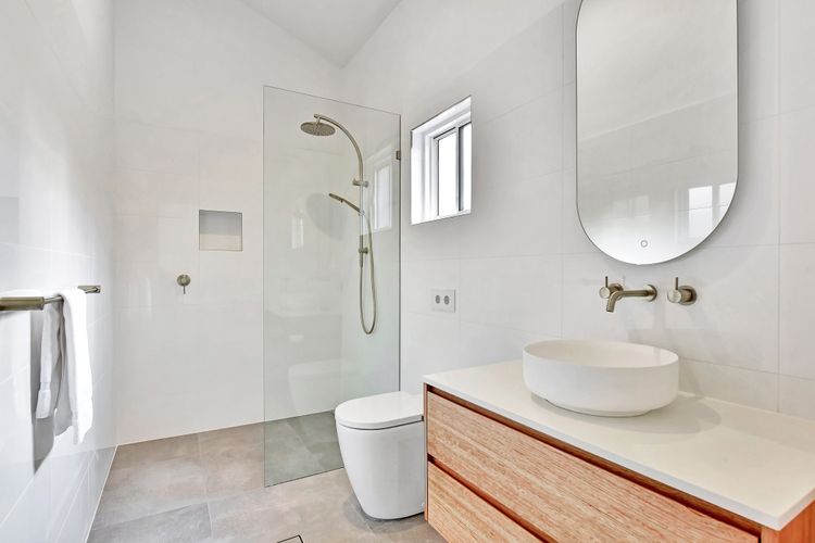 The Reserve Homestead walk to vineyards and restaurants and Concerts