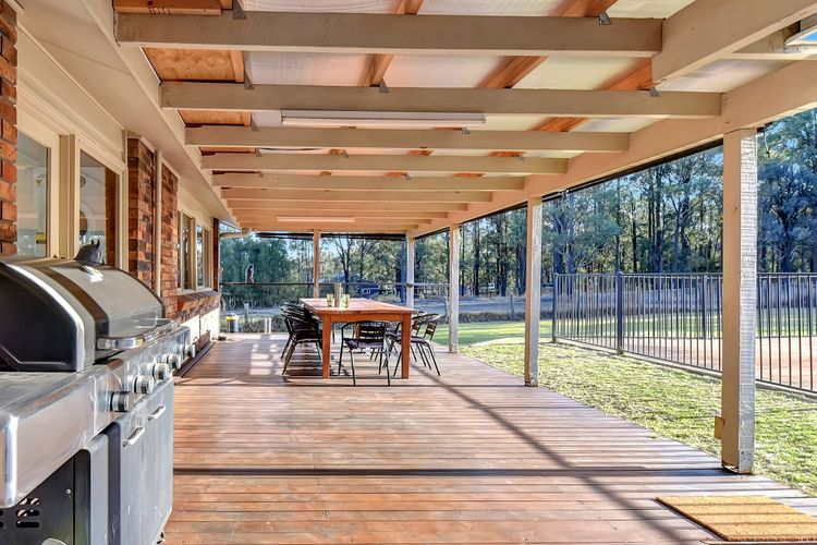 The Reserve Homestead walk to vineyards and restaurants and Concerts