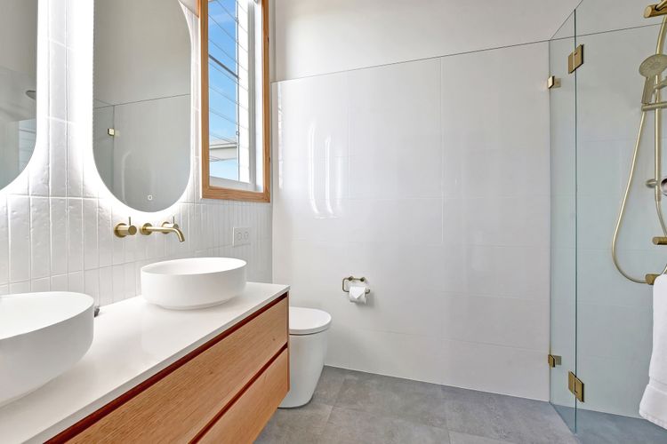 The Reserve Homestead walk to vineyards and restaurants and Concerts