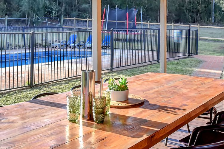 The Reserve Homestead walk to vineyards and restaurants and Concerts