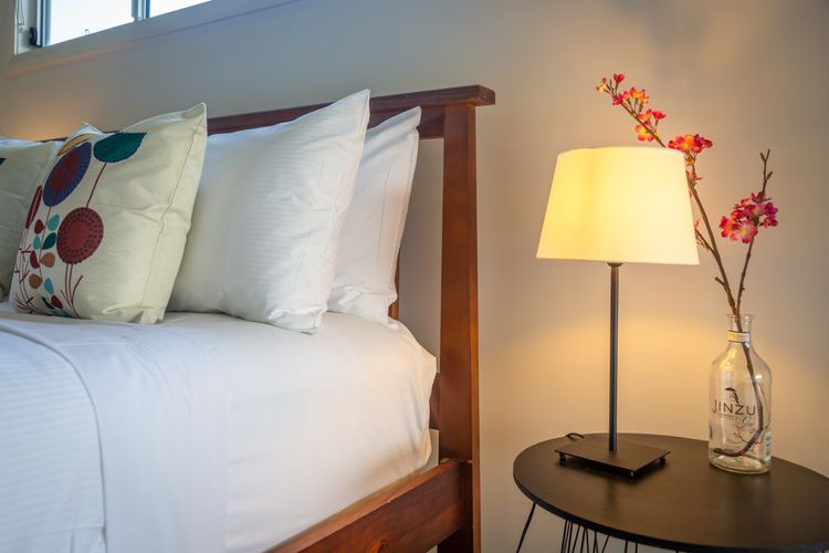 Kulang Lodge in charming Broke with Large Swim Spa and games room suits up to 8 guests