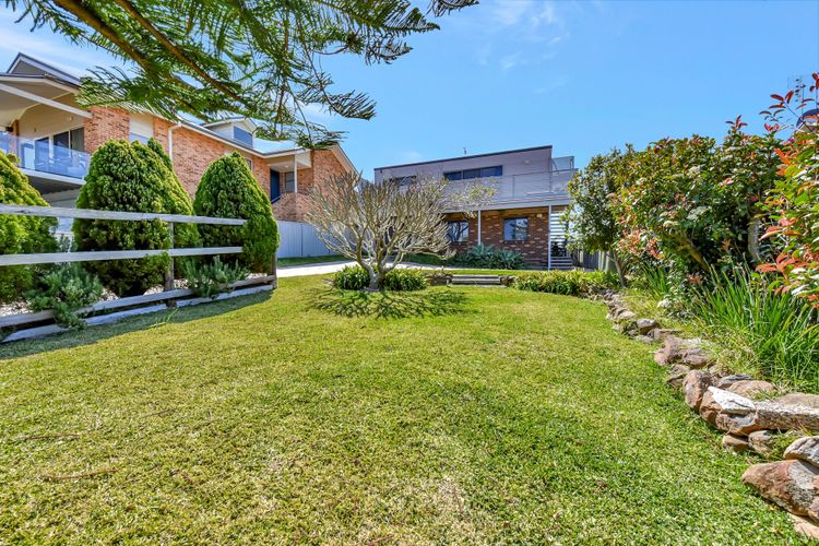 Seabreeze Bungalow – Lakeview Sunset Delight at Sunshine on Lake Macquarie