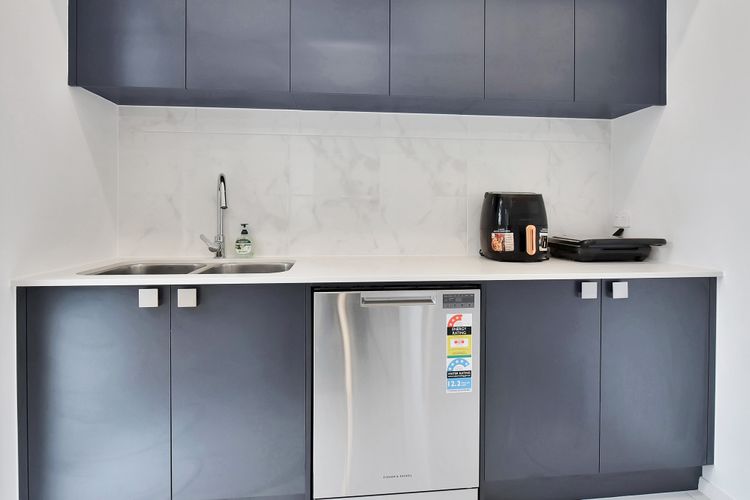 Tranquil Vista Luxury Estate: Your Ultimate Weekend Haven