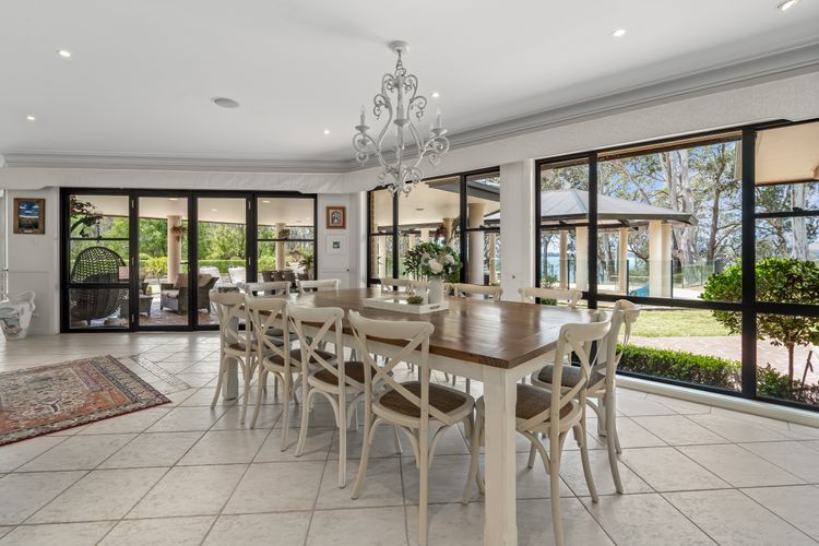 Wilderness Waters – Luxury Retreat on Lake Macquarie