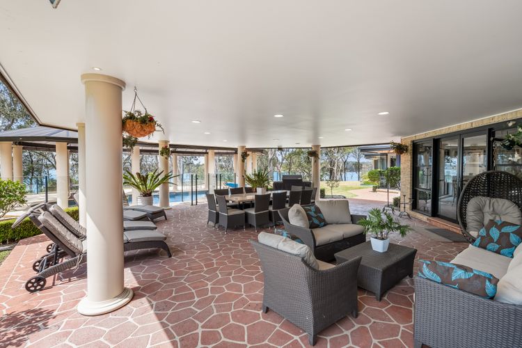 Wilderness Waters – Luxury Retreat on Lake Macquarie