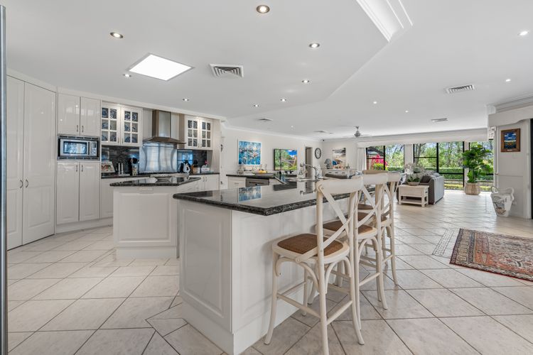 Wilderness Waters – Luxury Retreat on Lake Macquarie