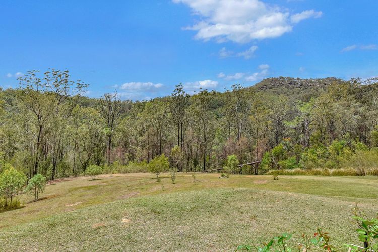 Paikium Off the grid in Laguna Haven: A 100-Acre Oasis of Sustainable Ser