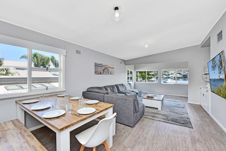 Balmoral Waterfront Escape at Lake Macquarie