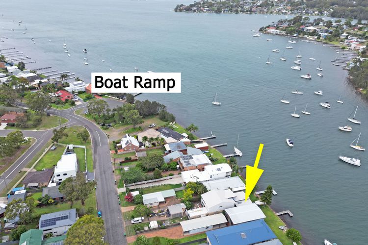 Balmoral Waterfront Escape at Lake Macquarie