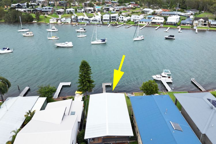 Balmoral Waterfront Escape at Lake Macquarie