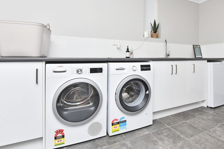 Balmoral Waterfront Escape at Lake Macquarie