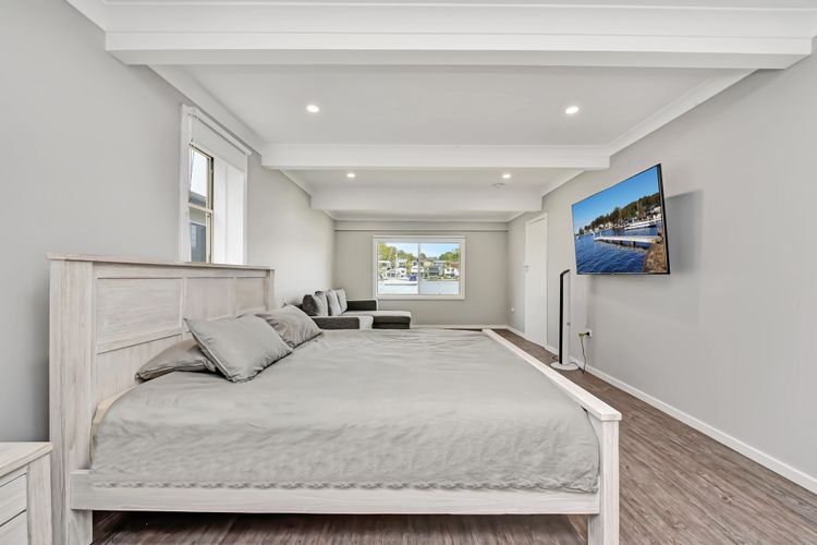 Balmoral Waterfront Escape at Lake Macquarie