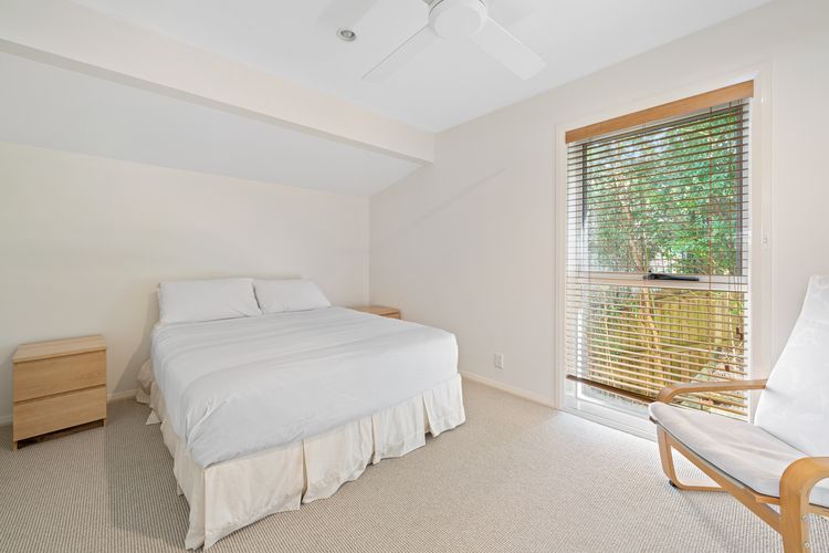 Bedroom with Queen Bed