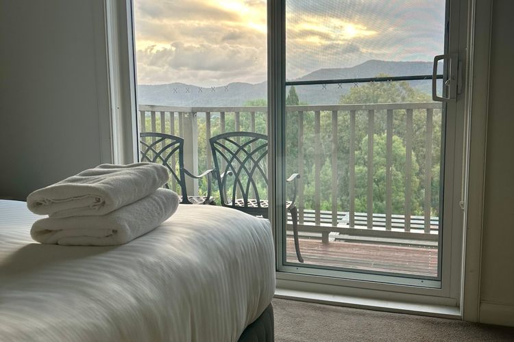 Villa  2br Mountain View Retreat Villa located within Cypress Lakes Resort