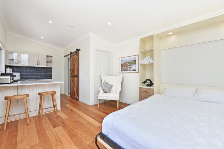 Odyssean Farmstay Cabin – Romantic Getaway, Roche Concert Bus Route & Nearby Wineries