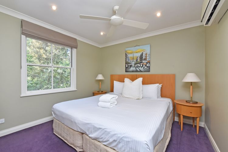 Villa 3br Zinfandel Villa Resort Condo located within Cypress Lakes Resort (nothing is more central)