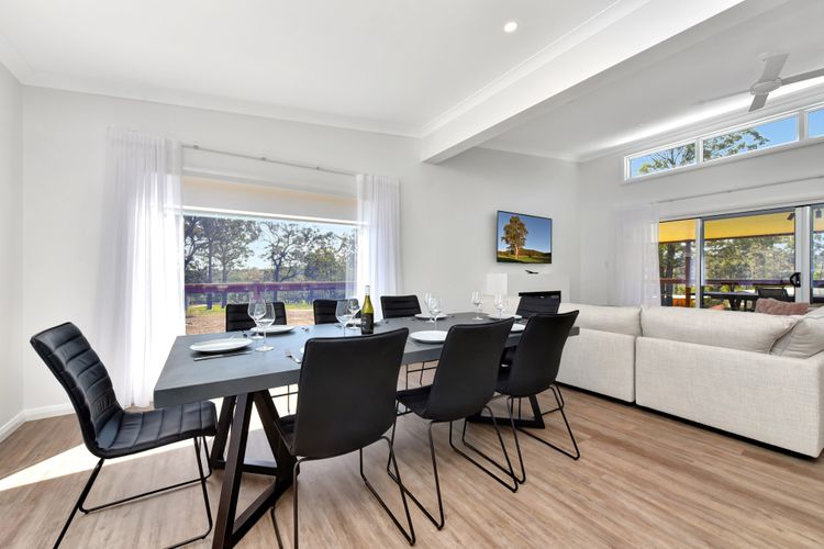 Magpie 3 - Dining Area